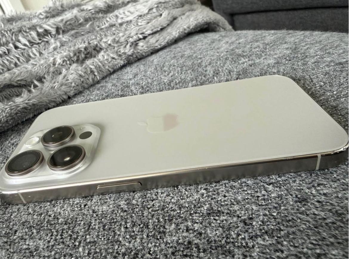 IPHONE 15 PRO 256GB image 4
