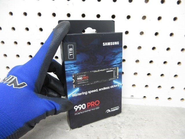 SAMSUNG 990 PRO SSD – 1TB NVMe M.2 image 2