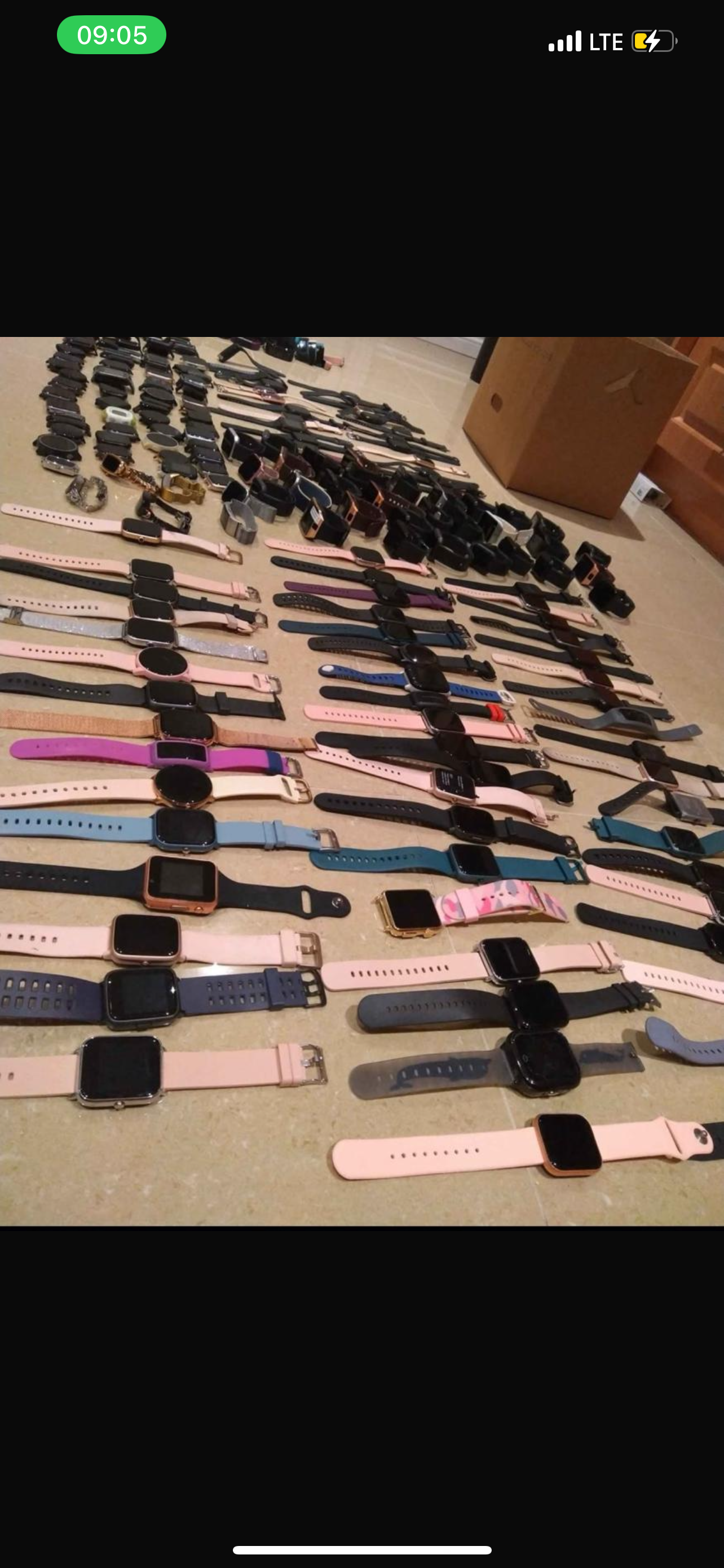 100 pcs assorted smart watches and fitness bracelet - Monalisa of Lagos